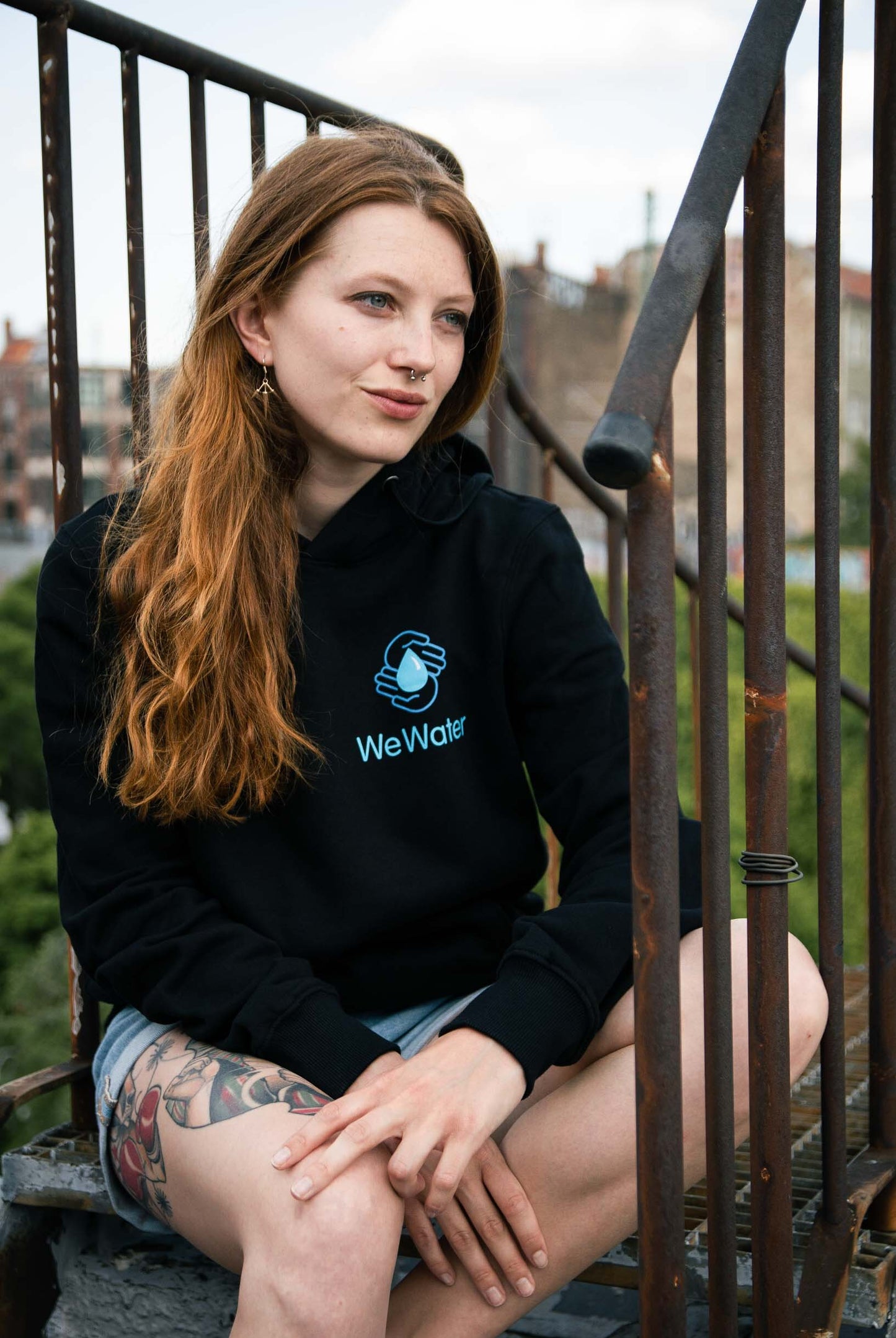 WeWater Hoodie schwarz | bio | fair gehandelt | CO2-neutral