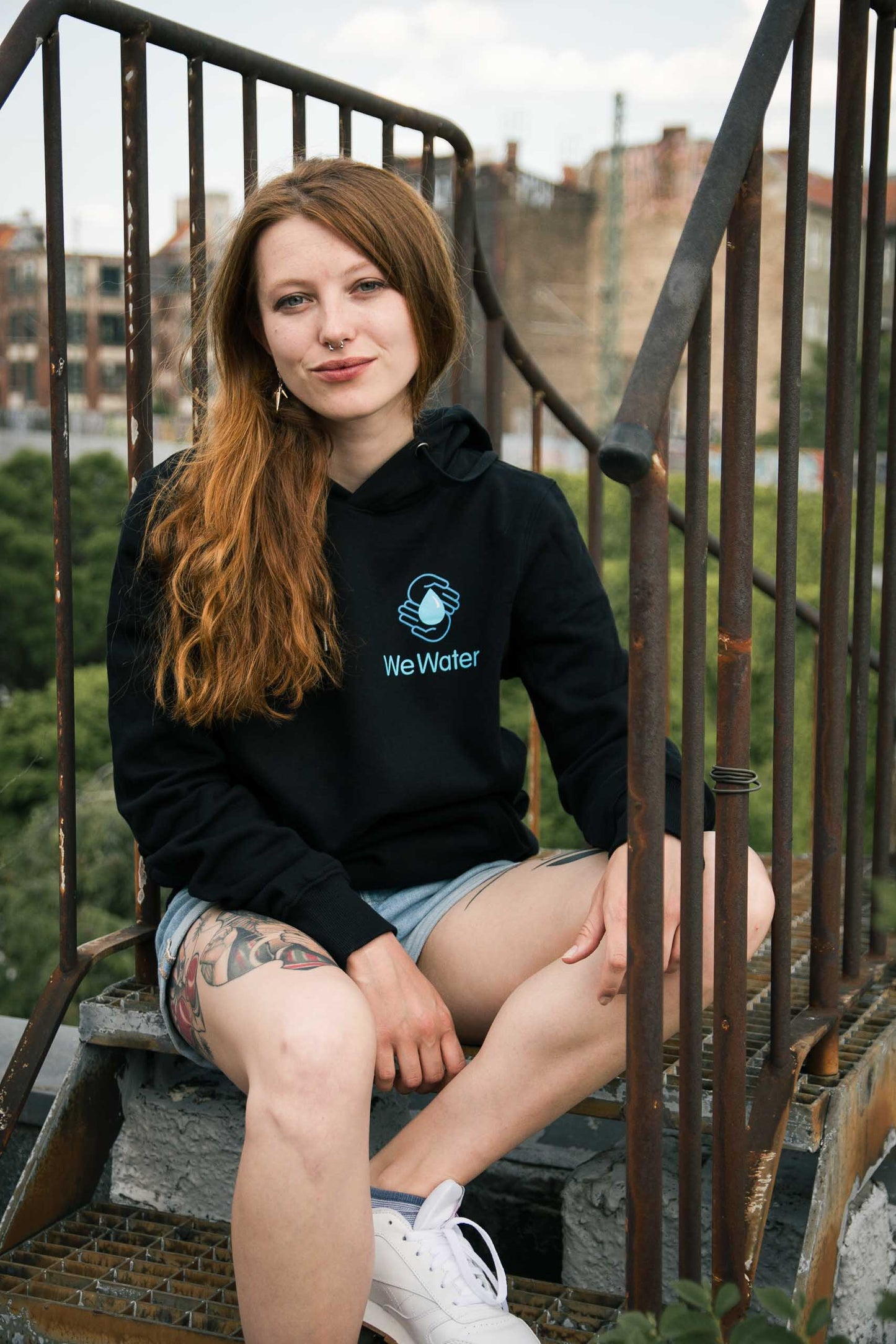 WeWater Hoodie schwarz | bio | fair gehandelt | CO2-neutral